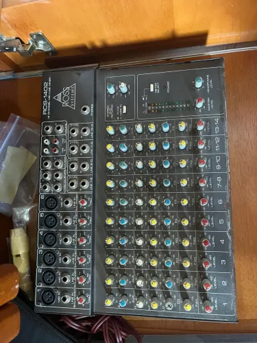 Mesa de som Ross Systems