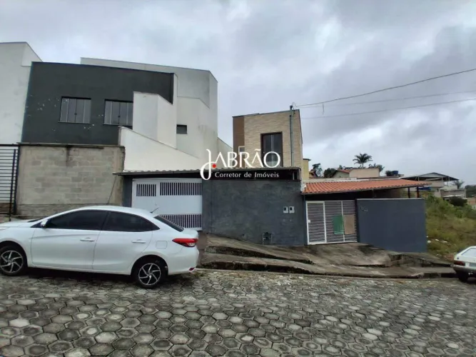 Casa a venda com dois quartos no Retiro das Rosas, Barbacena, MG