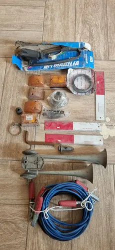 Vendo peças para caminhão 