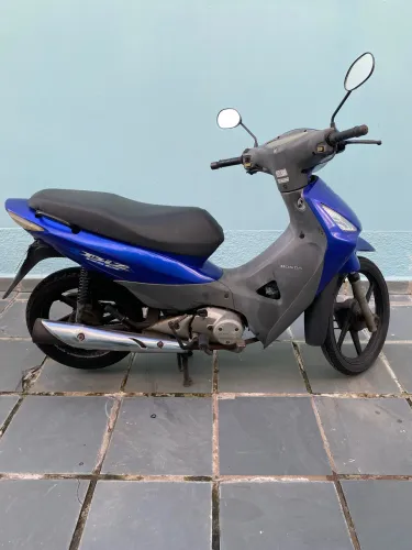Moto Biz 125 ES azul