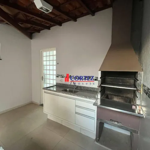 Casa com 3 dormitórios para alugar, 197 m² por R$ 3.800,00/mês - Jardim Portugal - Rio Cla