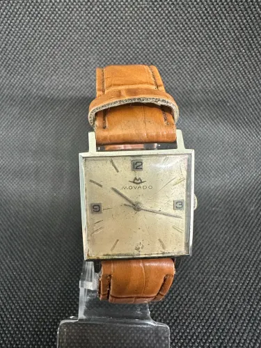 RELÓGIO MOVADO SQUARE-  AUTOMÁTICO- CALIBRE 380 QUADRADO VINTAGE
