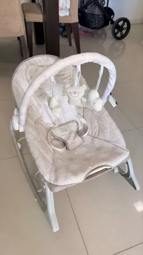 Cadeira de balanço de bebê | cadeira de bebê que vibra