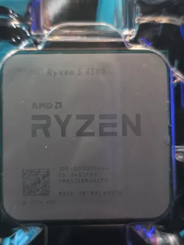 ?Processador AMD Ryzen 5 4500 (6 Núcleos / 12 Threads) - Impecável