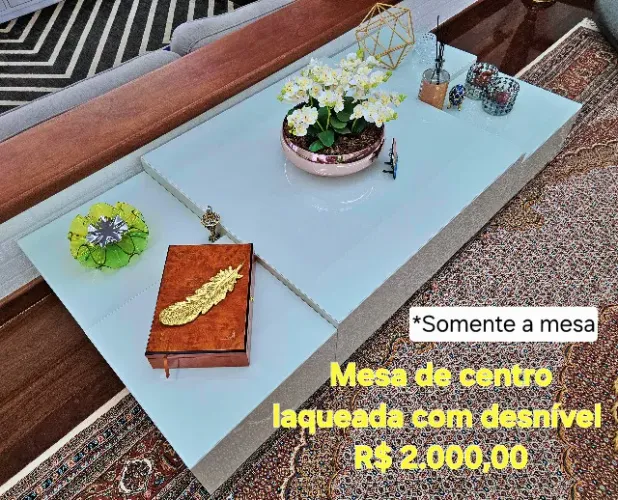 Mesa de Centro Laqueada com Desnível
