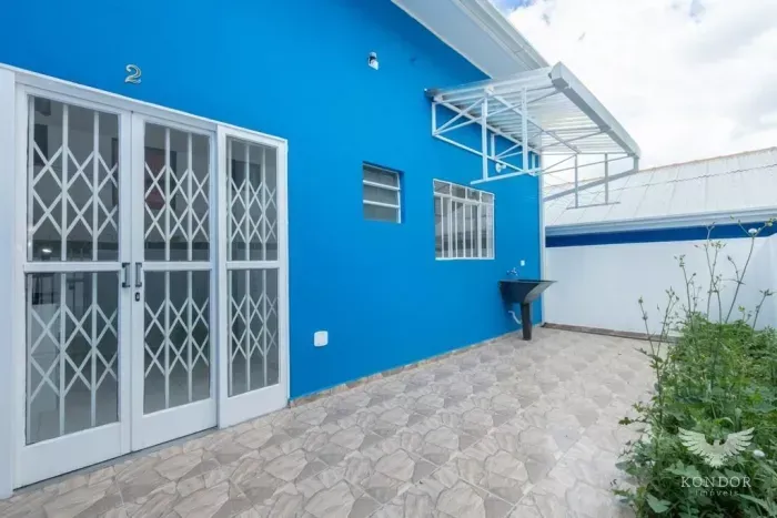 Casa em PINHAIS com 42,00 m²
