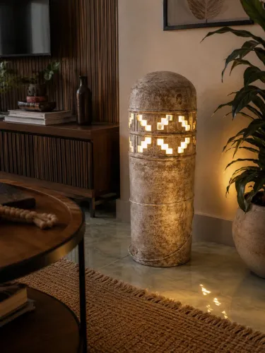 Luminária Artesanal de Piso