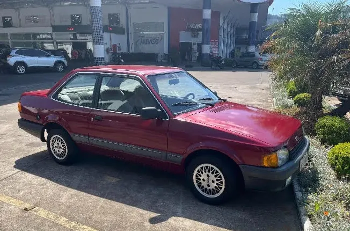 Ford Verona GLX 1.8 (modelo Antigo) 1990