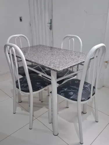 Mesa de jantar 1,00x60 Cadeiras em aço - Parcele sem juros!! 