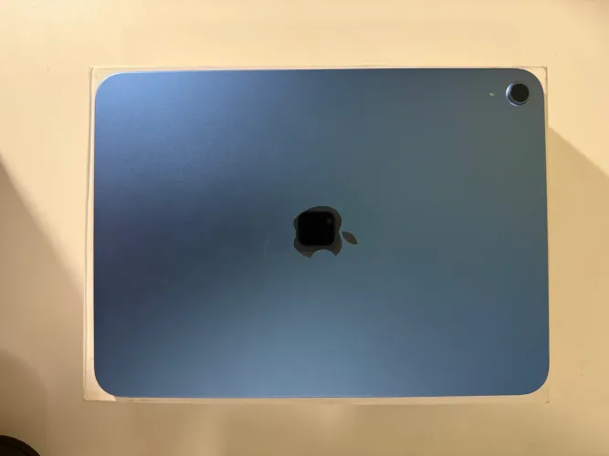 iPad 10ª Geração 128GB Azul - Estado de Novo | Caixa | Sem Detalhes