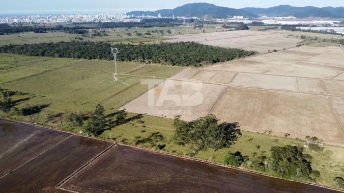 Terreno de 420.000m² à venda em Itajaí