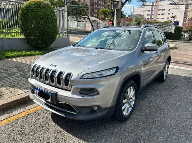 Jeep Cherokee Limited 3.2 4X4 V6 Aut. 2014