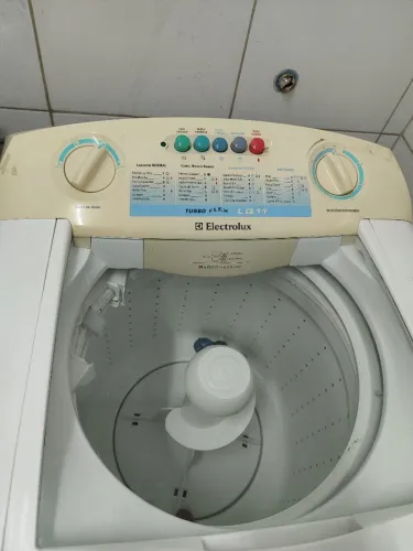 Máquina de lavar Eletrolux 11 kl