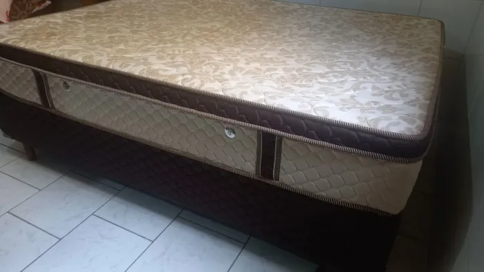 Cama box de casal