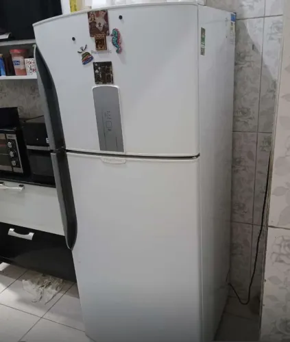 Geladeira com motor queimado 