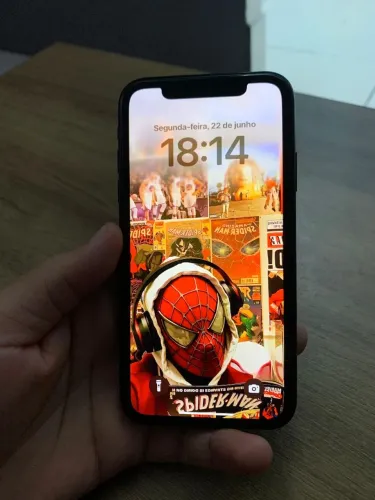 iPhone XR 128GB 100% bateria nunca aberto e sem detalhes.