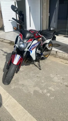 CB650f ( vendo outroco por saveiro ou strada)