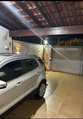 Casa à venda - Alto Paraiso próximo a R. Wenceslau Braz