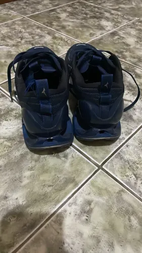Vendo tenis mizuno pro 13 original 