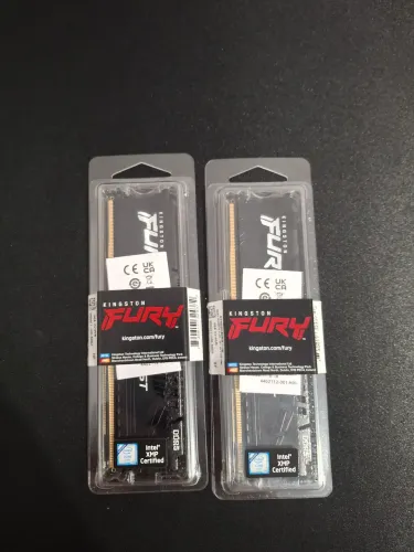 RAM Kingston Fury 32GB DDR5 5200mhz - 1 mês de uso