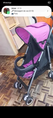 Carrinho de bebê 200 cadeira alimentacao 150 os dois por 300