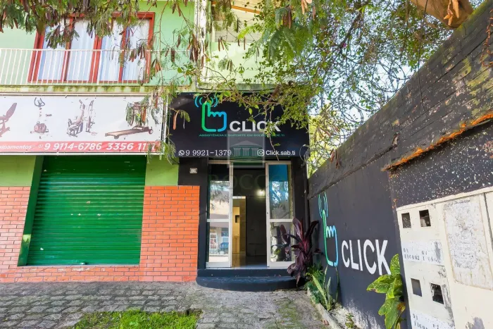 Loja para alugar na Avenida Paraná, 1661 - Bacacheri, Curitiba - PR - CEP 82.510-000