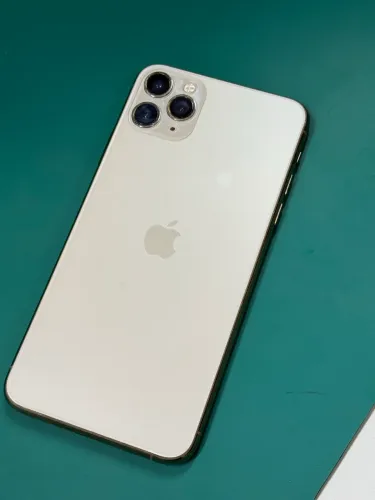 iPhone 11 pro max 64GB dourado