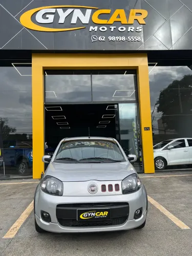 Fiat Uno Sporting 1.4 EVO Fire Flex 8V 4P 2013