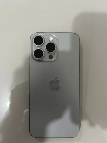 iphone 15 pro Max natural 