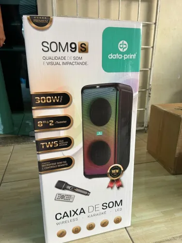 CAIXA DE SOM BLUETOOTH NOVA!!