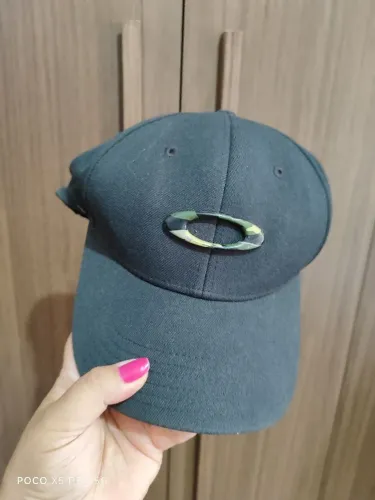 Boné Oakley preto 