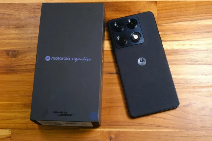 Motorola signature 512g