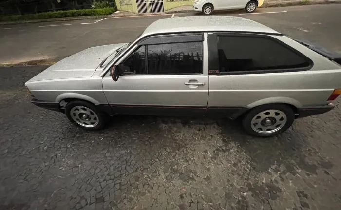 Volkswagen Gol Geração I GTS 1.8 8V Álcool Mec. 2P 1988