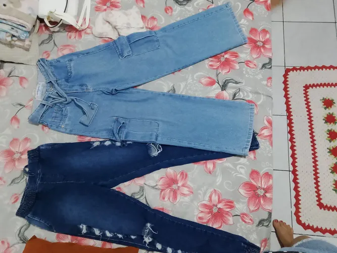 Calças jeans infantil