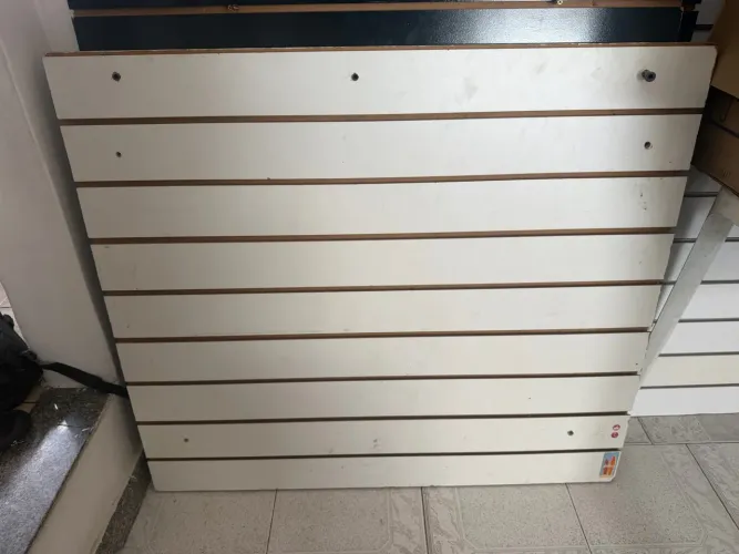 Painel canelado pra loja 