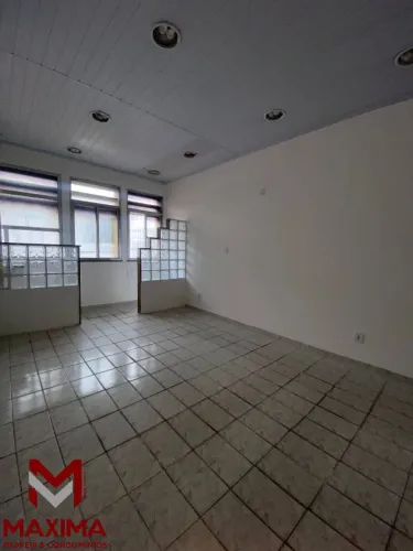 DUQUE DE CAXIAS - EXCELENTE SALA COMERCIAL NO EDIFÍCIO GLÓRIA