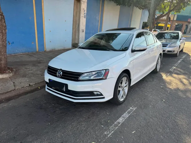 Volkswagen Jetta Highline 2.0 TSI 16V 4P Tiptronic 2016