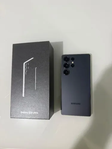 Galaxy S25 Ultra - 256 gigas