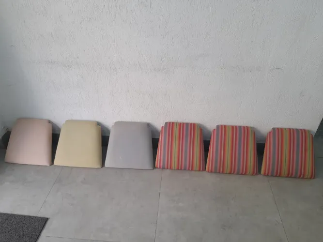 Assento para cadeira ( espumado com madeira ) 6 assentos por 50 reais