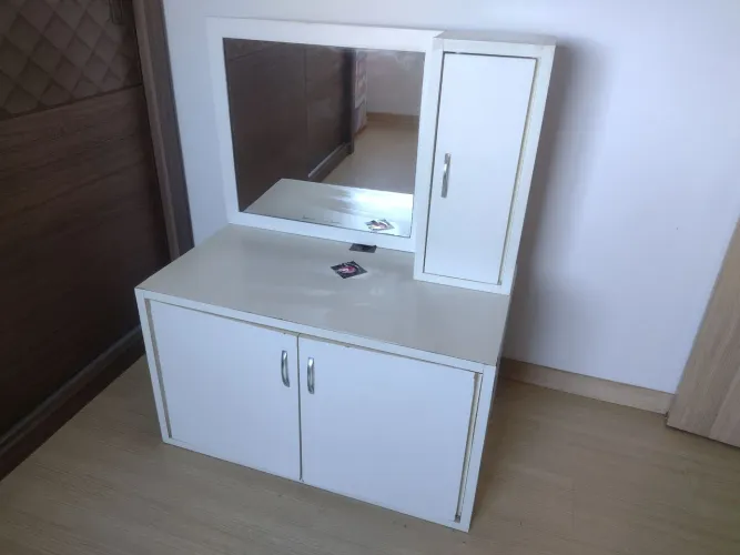 Vendo balcão com espelho em Caxias do Sul 
