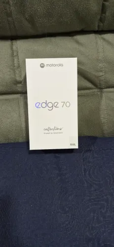 Motorola edge 70 swarovski 512 GB