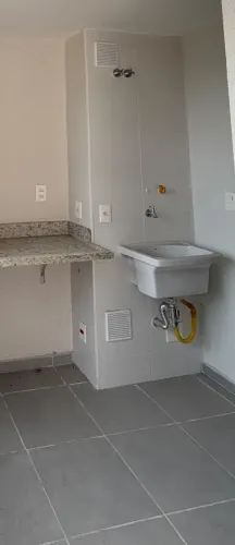 Tanque de cerâmica