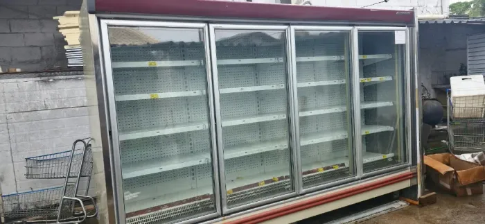 EXPOSITOR REFRIGERADO