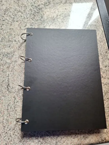Caderno Fichario Preto Argolado 10 matérias com 200 Folhas Sem Uso