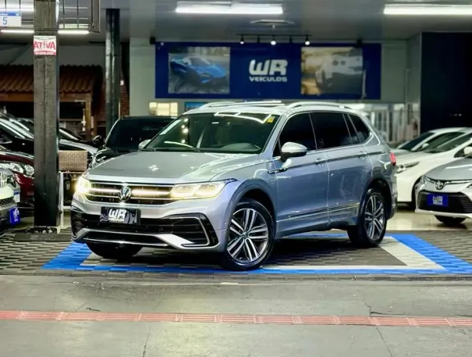 Volkswagen Tiguan Allspac R-line 300 TSI 2.0 2024