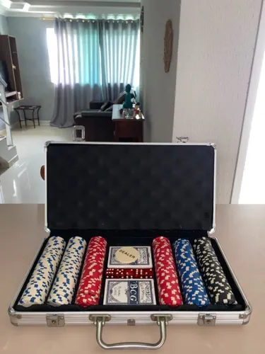 Jogo de Poker Profissional 300 fichas-Maleta-2 baralhos