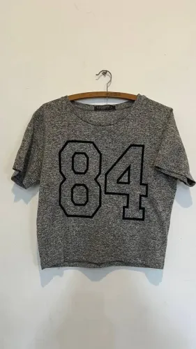 BRECHÓ - Camisa meia manga cinza tamanho G clock house