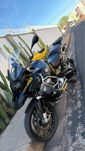 BMW GS1250 Adventure 40 anos