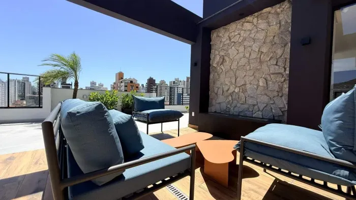 Apartamento à venda, 2 quartos, 2 suítes, 1 vaga, Centro - Florianópolis/SC