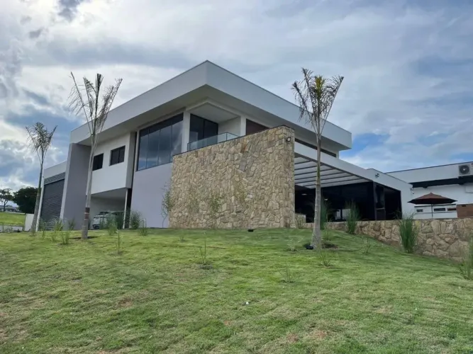 Mansão pé na areia com 7 quartos sendo 4 suites e 6 banheiros Riviera Santa Cristina XIII